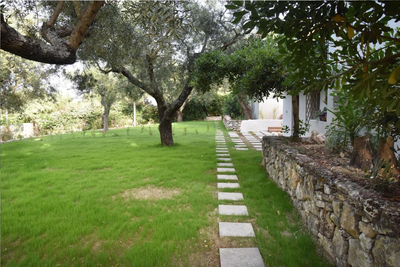 Olivella Villas By Vatos Keri Exterior photo